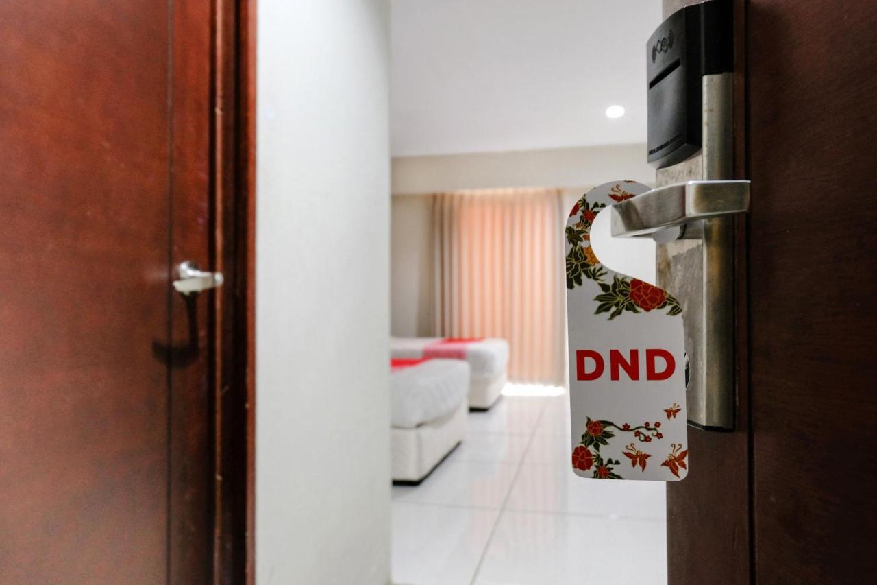 Capital O 892 Grand Pujon View Hotel And Resort バトゥ エクステリア 写真