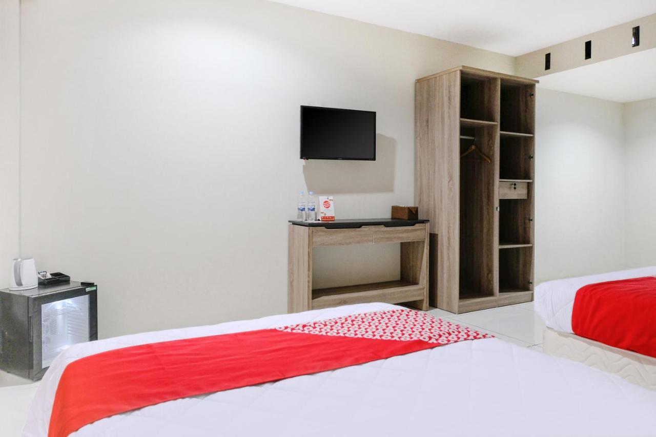 Capital O 892 Grand Pujon View Hotel And Resort バトゥ エクステリア 写真