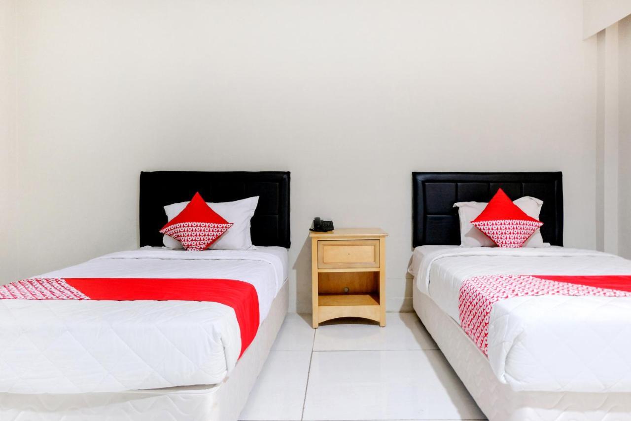 Capital O 892 Grand Pujon View Hotel And Resort バトゥ エクステリア 写真