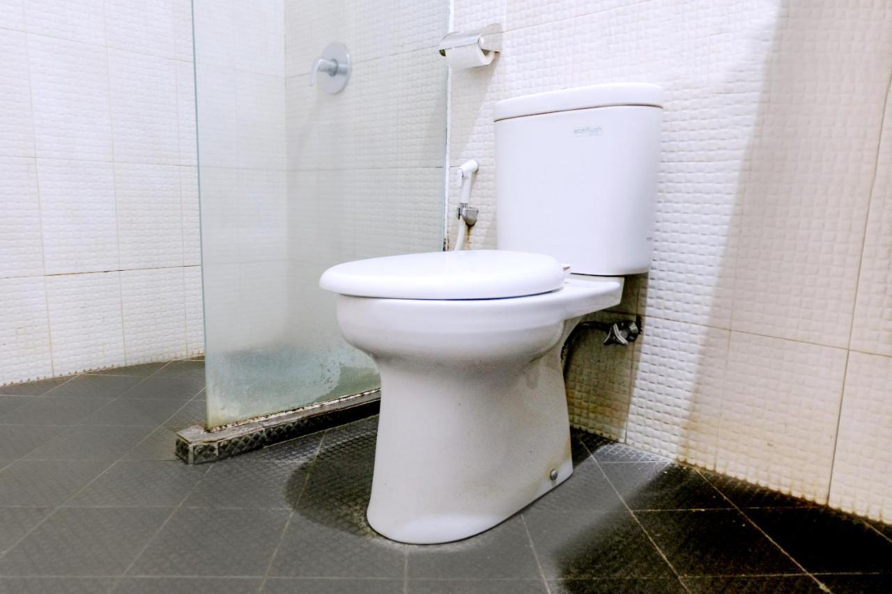 Capital O 892 Grand Pujon View Hotel And Resort バトゥ エクステリア 写真