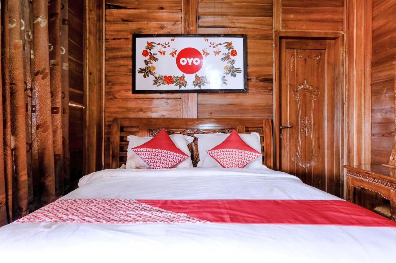 Capital O 892 Grand Pujon View Hotel And Resort バトゥ エクステリア 写真